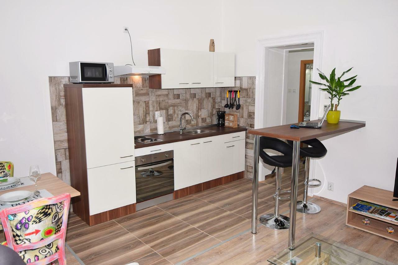 Apartment Nerea Пула Екстериор снимка